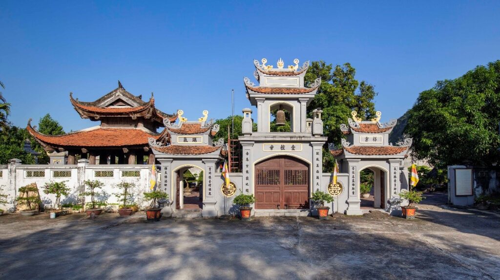 Ninh Binh Travel Guide 2026: Vietnam's UNESCO Gem (and Why Search Interest Tripled This Year) 5 hoa lu ancient capital 7