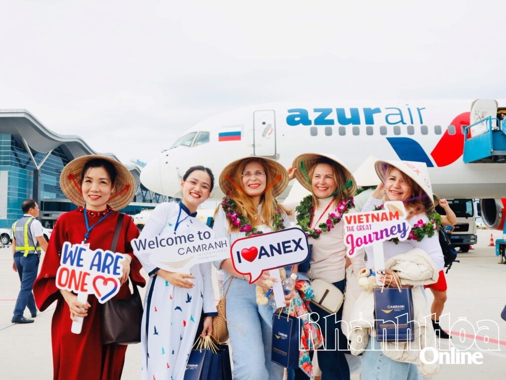 Selling Vietnam to Russian Clients: Flights, Beach Product and What Actually Converts 2 742,700 Russian tourists in six months. Here is the flight map, the client profile and the one bottleneck that will decide your 2027.
