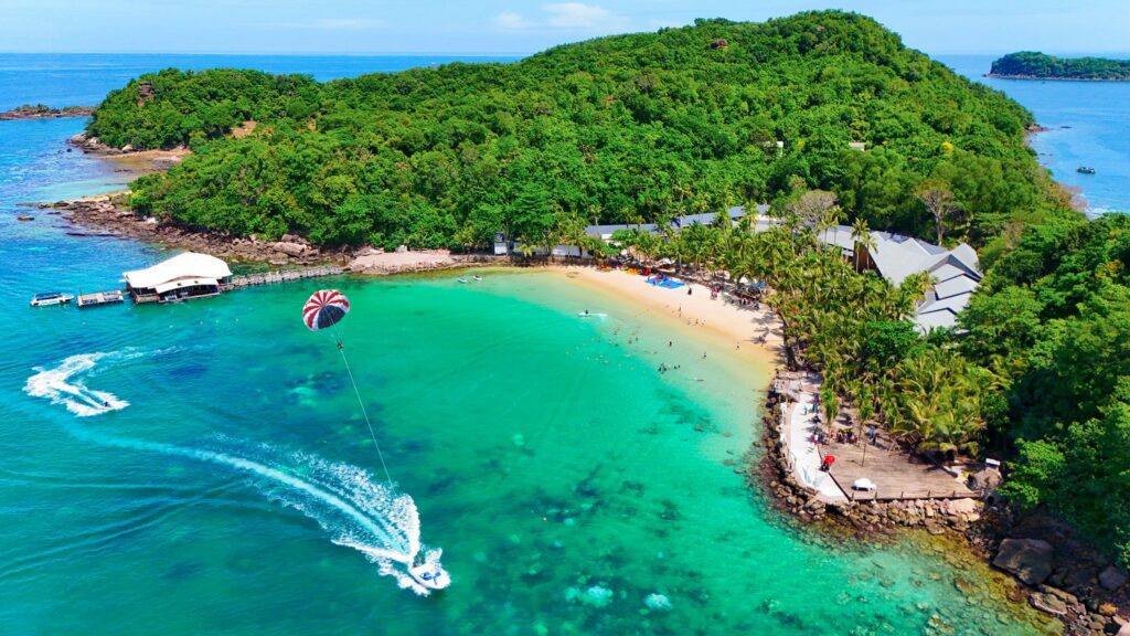 Vietnam's New Map: Why the Province in Your Brochure No Longer Exists 2 phu quoc20241018144932.1152350