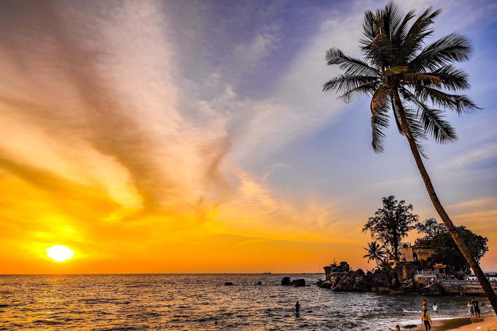 Direct Flights from Russia to Phu Quoc: The Winter 2026–27 Guide for Travel Agents 4 Sunset in Phu Quoc banner