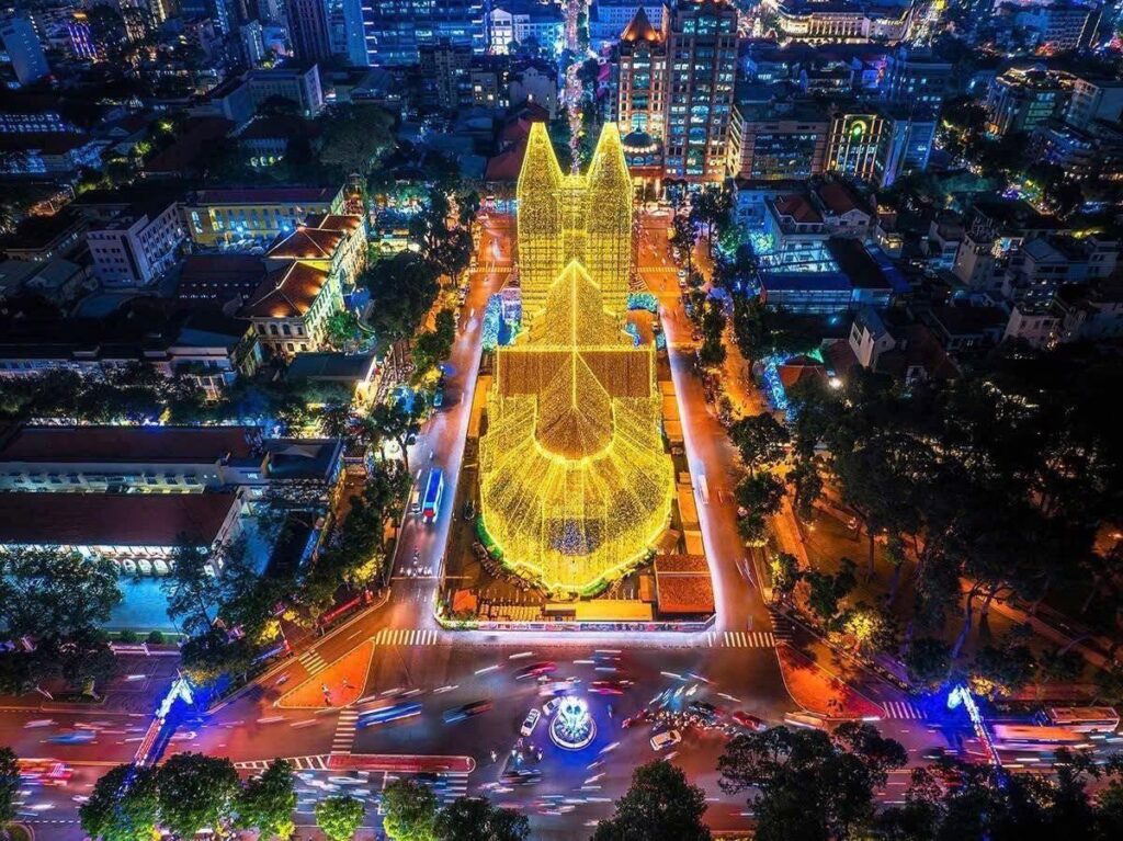 exploring festive lights around notre dame cathedral ho chi minh city during vietnam christmas innoviet travel