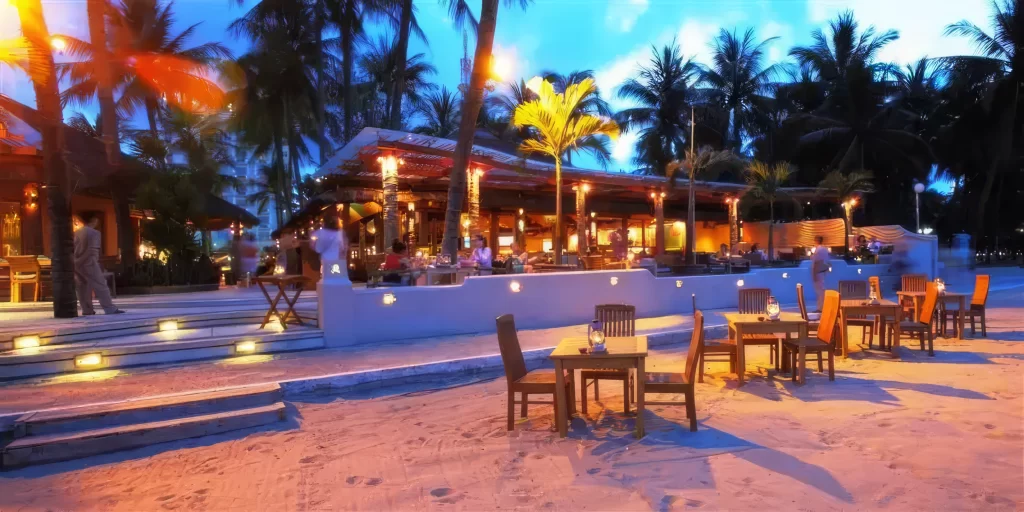 Magical Christmas Holidays in Vietnam: Cozy Vibes, Sunny Shores, and Packages That Sell Themselves! 3 Phu Quoc Beach Christmas topaz upscale 4x