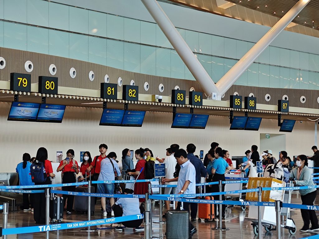 Vietnam’s visa updates 2025: What travel agents need to know 3 Vietnam Airport Image