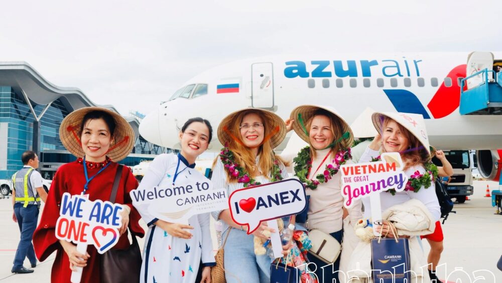 Vietnam’s tourism growth: who’s traveling, where they’re from, and why it matters 2 26.5.russian tourists 1 1000x565 1