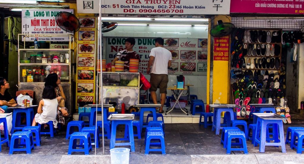Discovering Vietnam's Vibrant Street Food Culture: A Guide for the Adventurous Traveler 1 image 5
