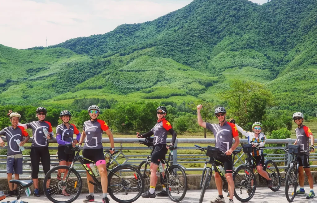 cycle north vietnam gigapixel low resolution v2 2x 2