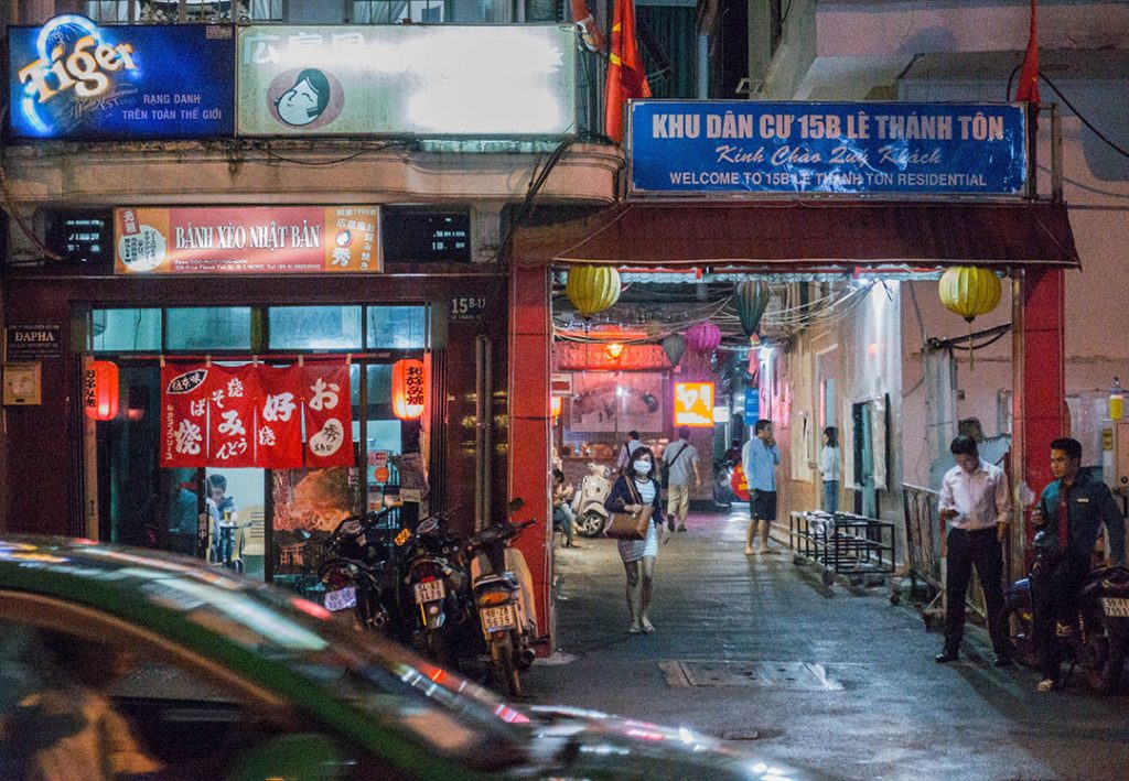Beyond Pho: The Ultimate Guide to Ho Chi Minh City’s High-End Global Dining Scene 6 Little Tokyo Saigon Rice Media 7 1024x709 1