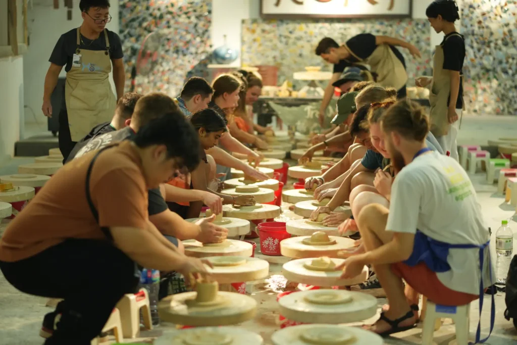 Travel Deeper: 5 Authentic Cultural Experiences You Must Try in Vietnam This Year 3 XMN00122