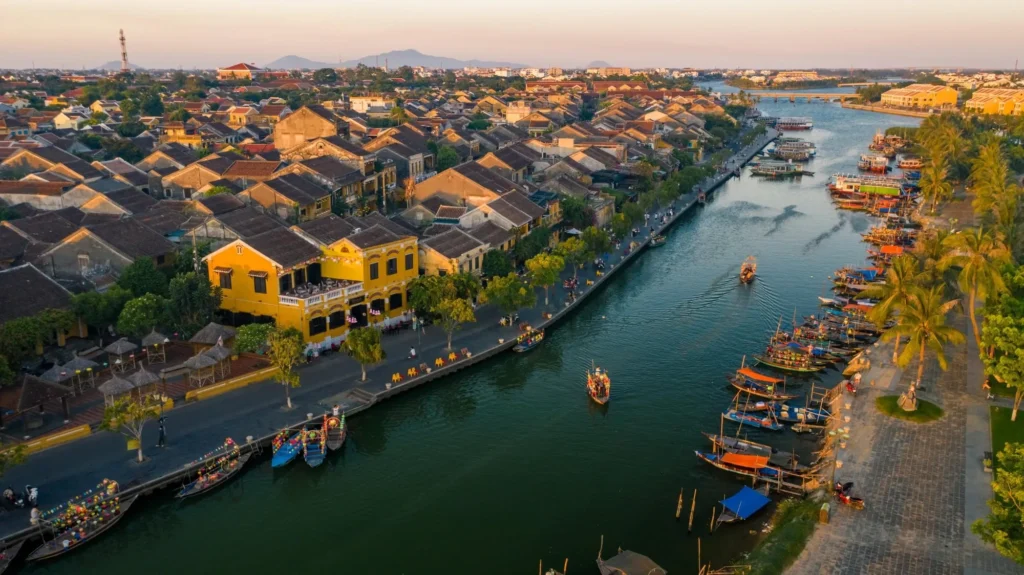hoi an 1680591517857660432696 1