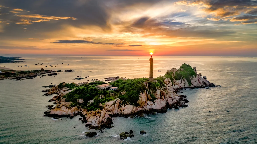 Mui Ne and Phan Thiet Travel Guide for Travel Agents: Dunes, Kites and Vietnam's Sunniest Coast 1 MuiNeVNExpress3075891542181990 8691 6492 1648974014