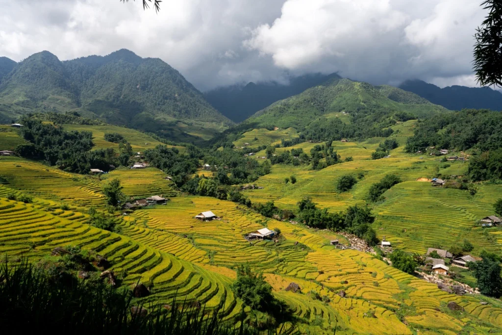 Hue and Sapa: Two Add-Ons to Sell with a Vietnam Trip 5 536267929 24424823240513571 76 1636 4975 1757047899.jpg