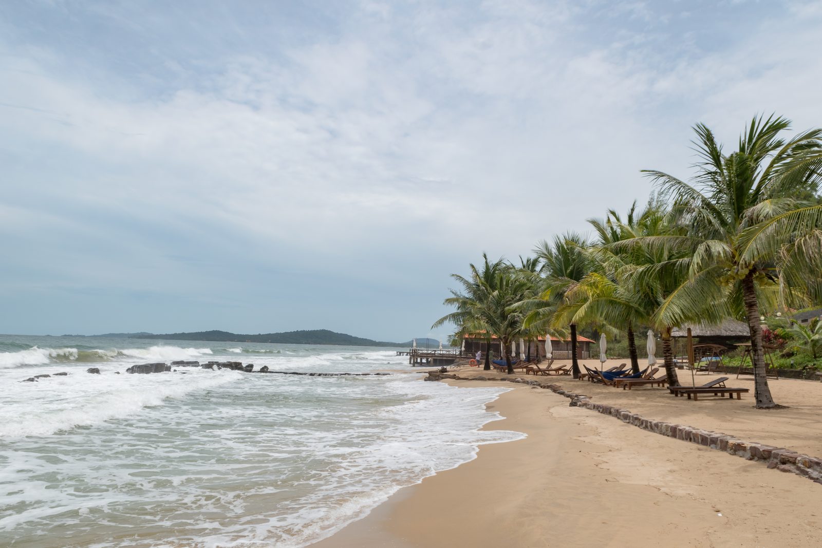 Vietnam Tour and Beach 2027: How to Combine Two or Three Weeks of Touring with Proper Beach Time 4 Palm-lined sandy beach on Phu Quoc island, Vietnam